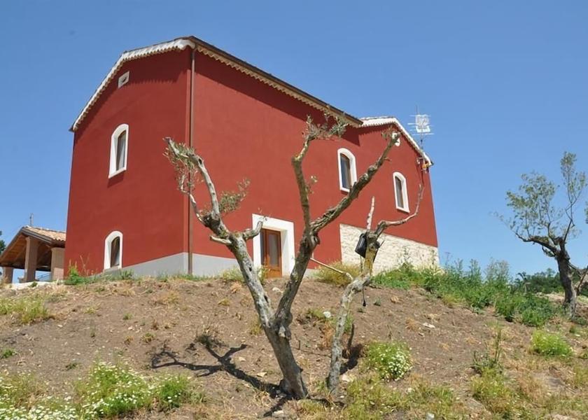 Campania Morcone Facade