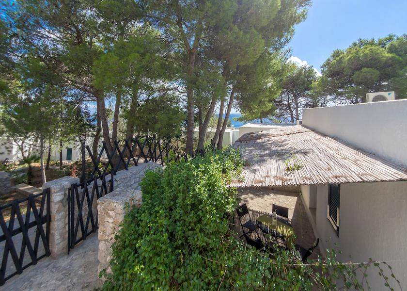 Puglia Castro Garden