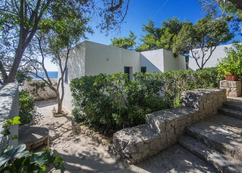 Puglia Castro Garden