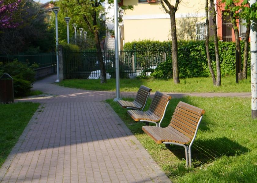 Lombardy Pero Children's Play Area