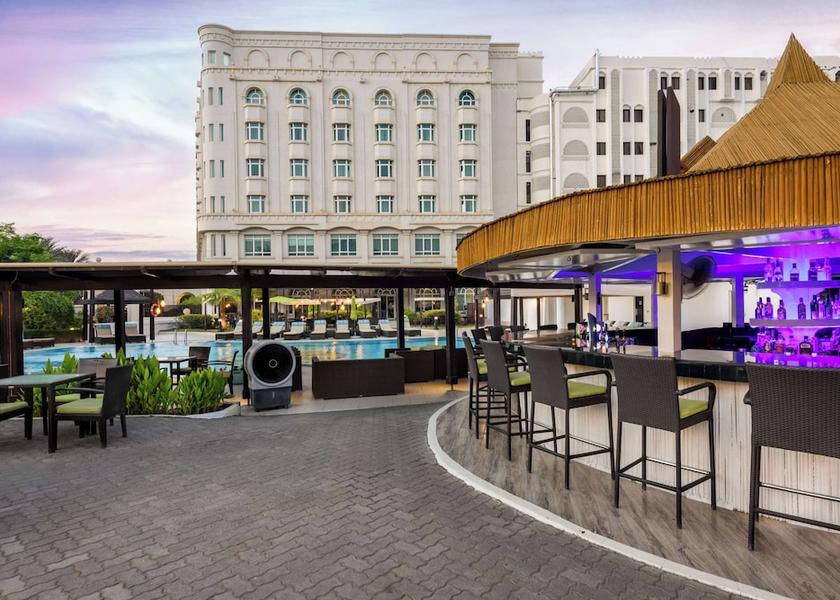 Muscat Governorate Muscat Bar (on property)