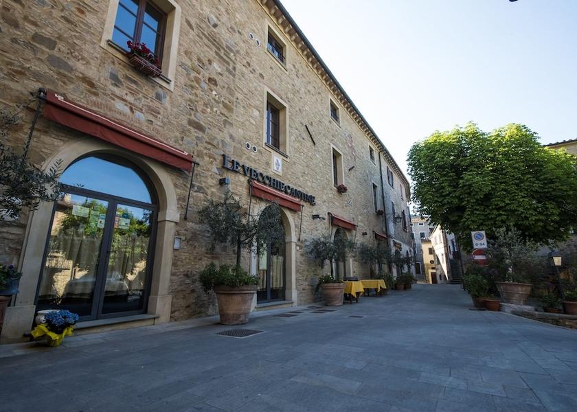 Tuscany Chianni Facade