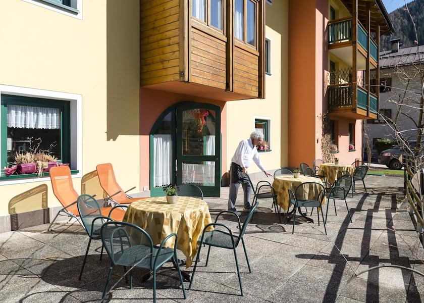 Trentino-Alto Adige Mezzana Outdoor dining