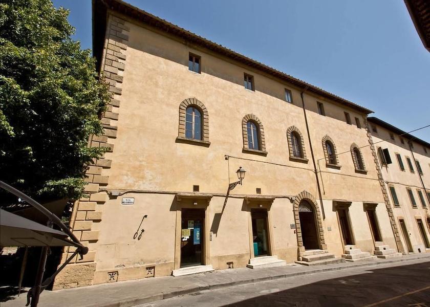 Tuscany Colle di Val d'Elsa Facade