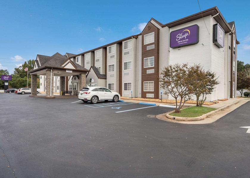 Alabama Decatur Exterior Detail