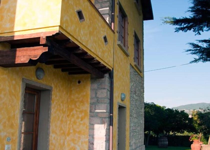 Tuscany Castellina Marittima Exterior Detail