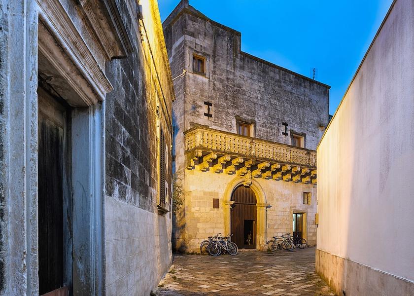 Puglia Muro Leccese Exterior Detail