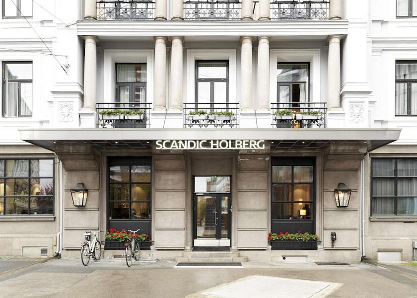  Oslo Property entrance