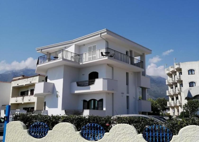 Lazio Formia Exterior Detail