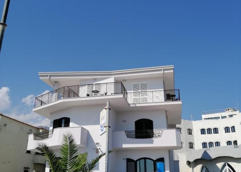 Lazio Formia Exterior Detail