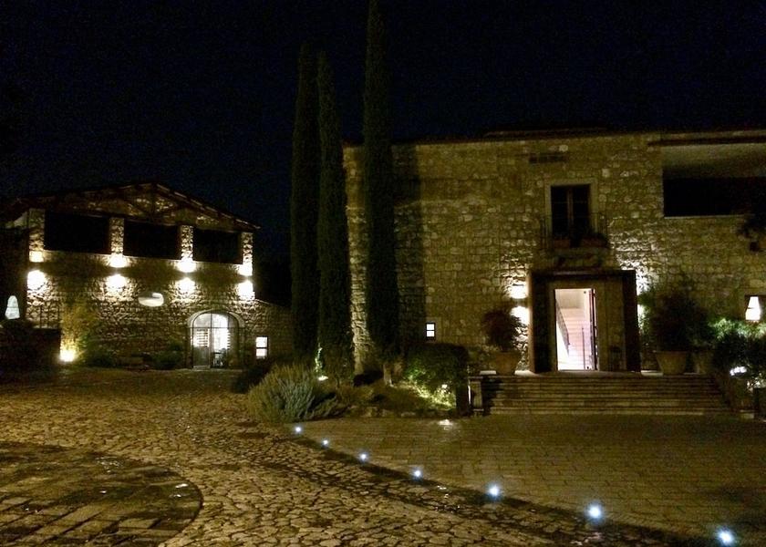 Campania Telese Facade