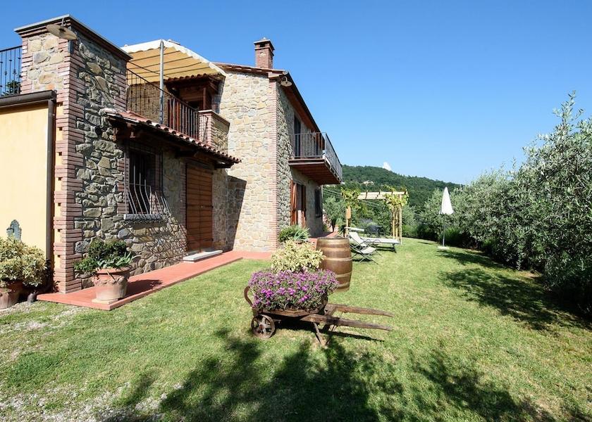 Umbria Lisciano Niccone Exterior Detail