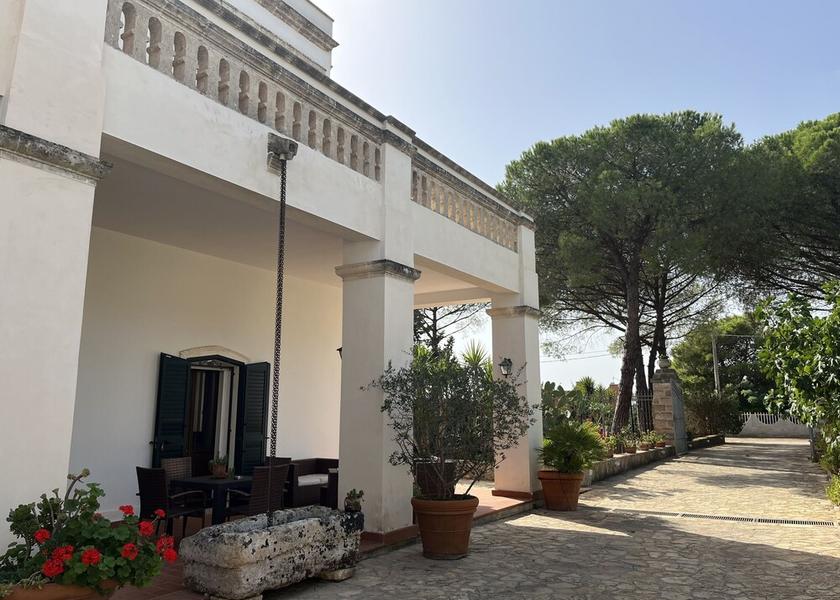 Puglia Sava Facade