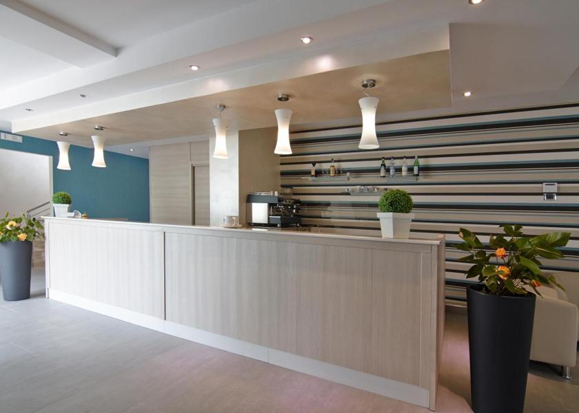 Puglia San Giovanni Rotondo lobby