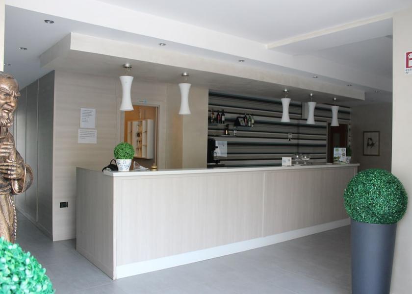 Puglia San Giovanni Rotondo Reception