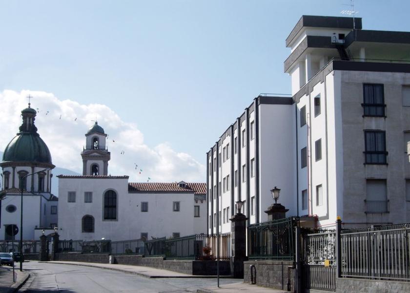 Campania Sant'Anastasia Property grounds