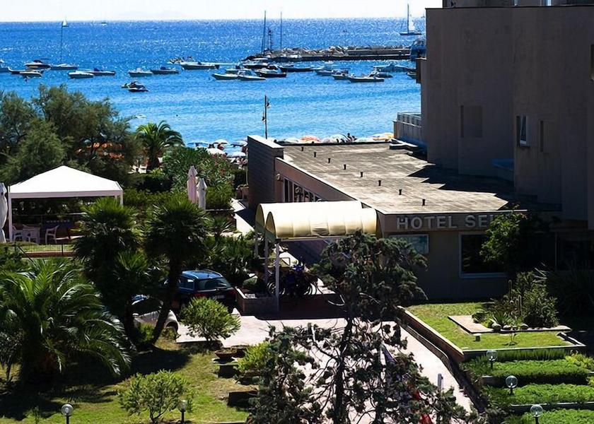 Tuscany Campo nell'Elba Entrance
