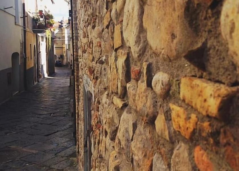 Puglia Troia Exterior Detail