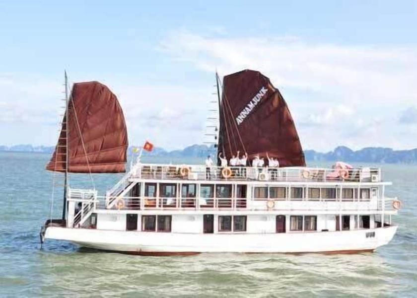 Quang Ninh Province Ha Long Exterior Detail