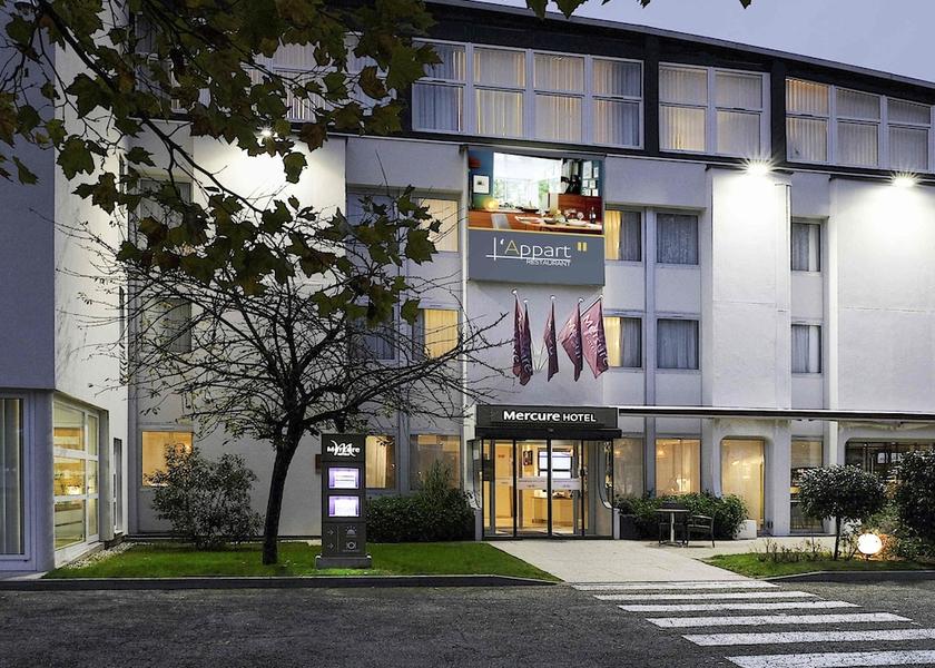 Grand Est Forbach Exterior Detail