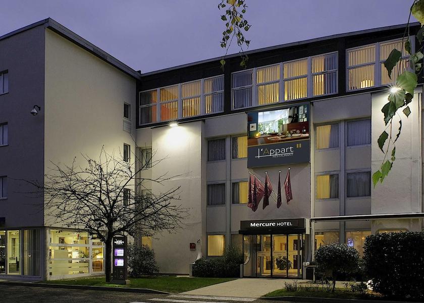 Grand Est Forbach Exterior Detail