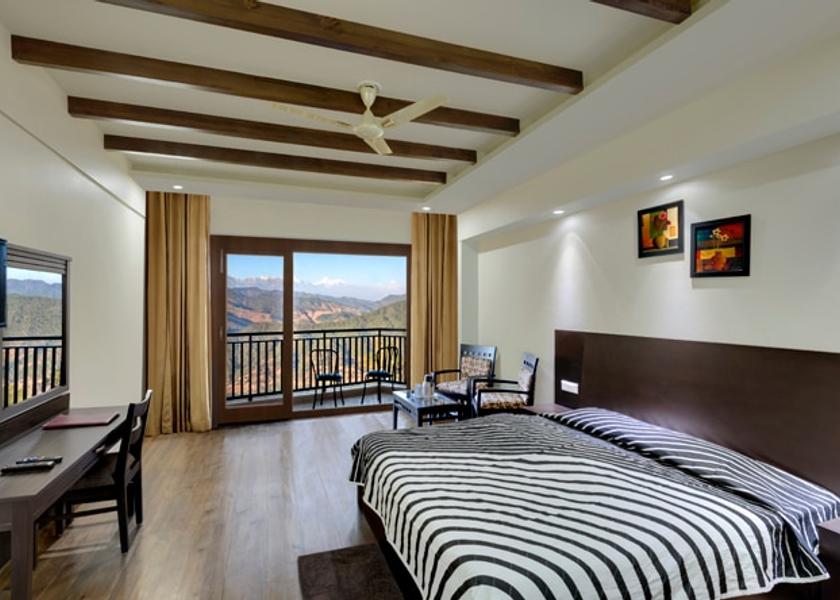Uttarakhand Binsar Luxury Room