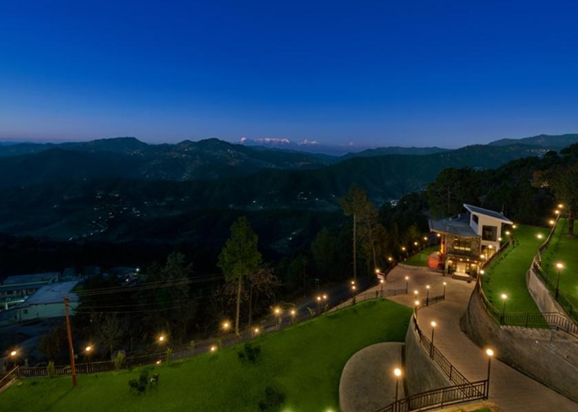 Uttarakhand Binsar Hotel View