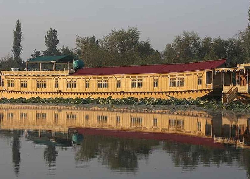 Jammu and Kashmir Srinagar Hotel View
