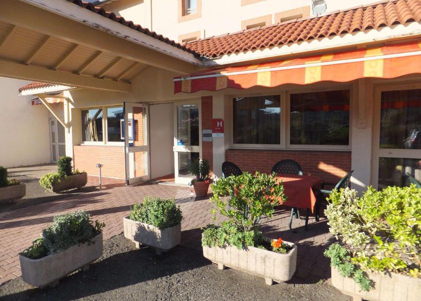 Occitanie Blagnac Entrance