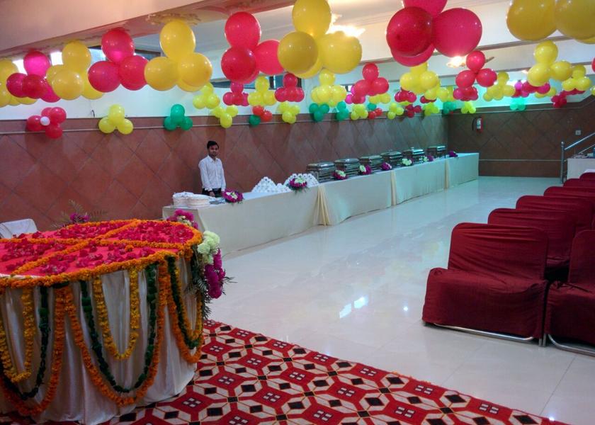 Uttar Pradesh Vrindavan Food & Dining