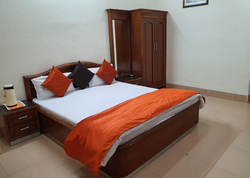 Uttar Pradesh Vrindavan Deluxe Room