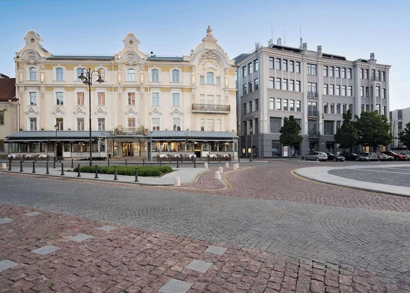  Vilnius Exterior Detail