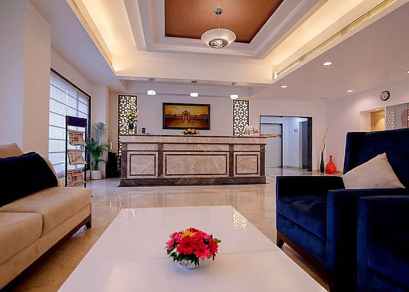 Uttar Pradesh Lucknow Reception View