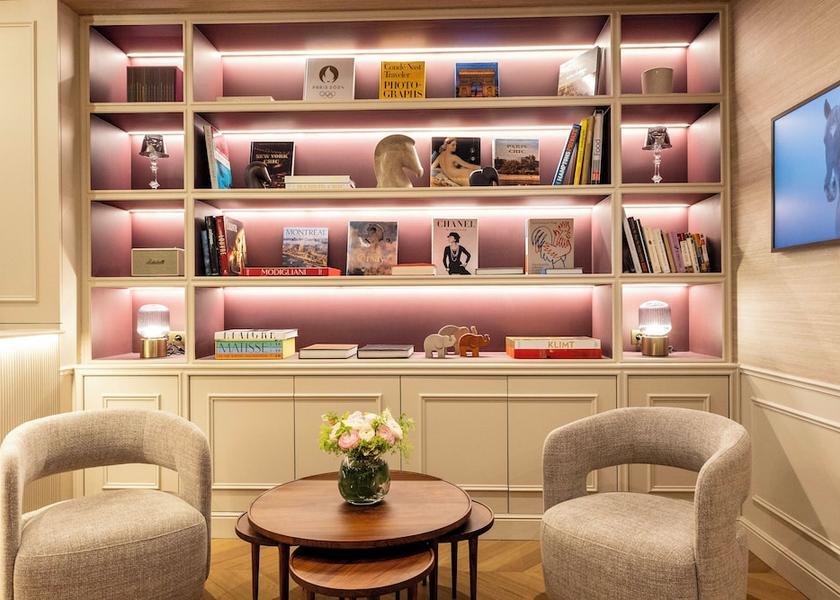 Île-de-France Paris Lobby