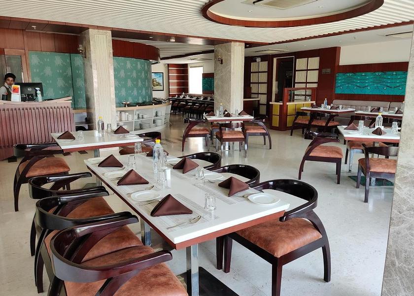 Uttar Pradesh Varanasi Food & Dining