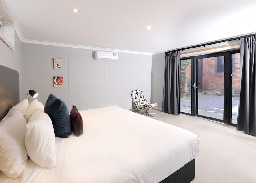 Western Australia Guildford Room