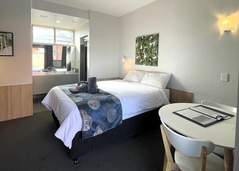 New South Wales Albury Room