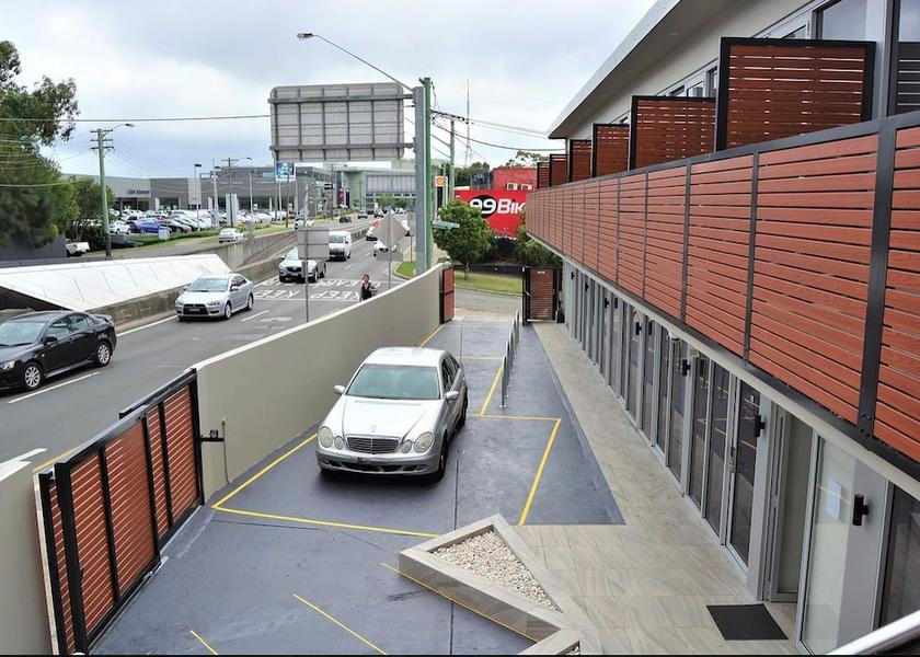 New South Wales Lane Cove Parking