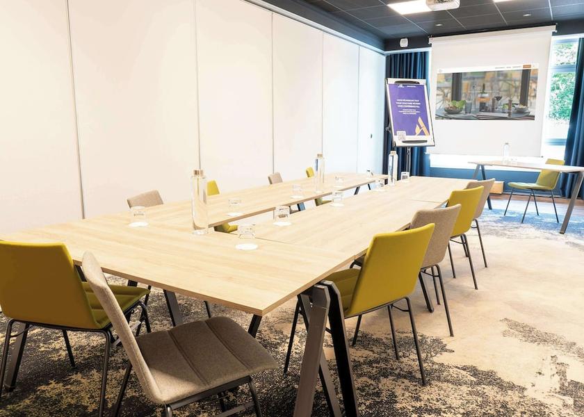 Normandy Saint-Etienne-du-Rouvray Meeting Room
