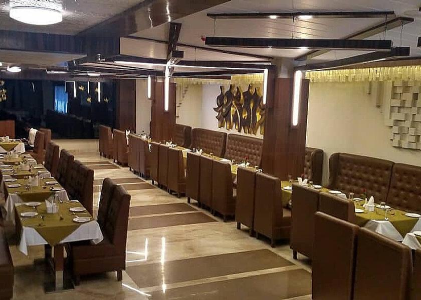 Uttar Pradesh Prayagraj Restaurant