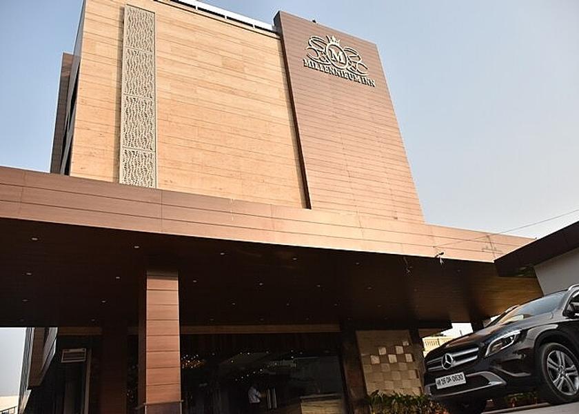 Uttar Pradesh Prayagraj Hotel Exterior