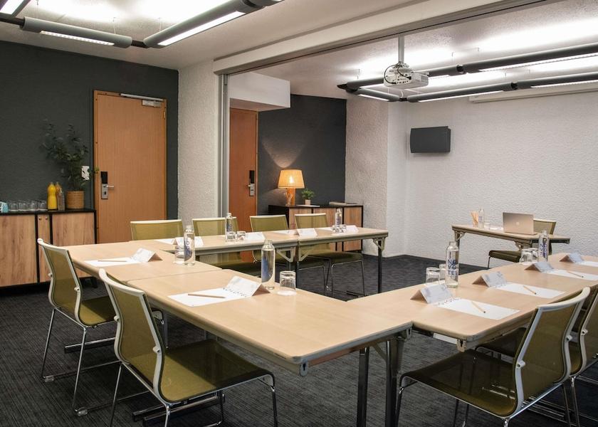 Provence-Alpes-Côte d'Azur Saint-Laurent-du-Var Meeting facility