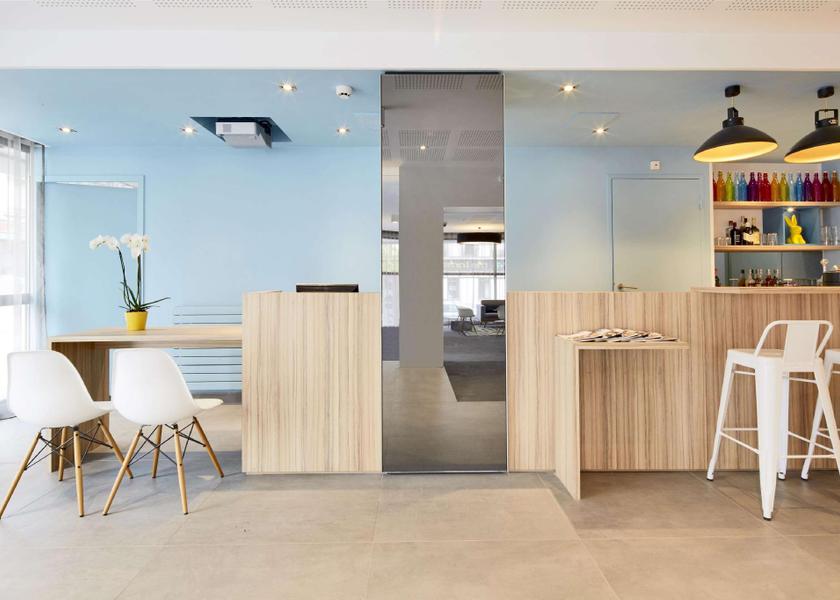 Brittany Brest interior view