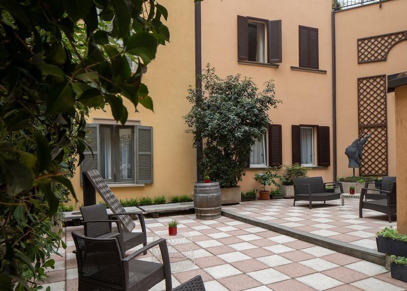 Lombardy Milan Terrace/patio