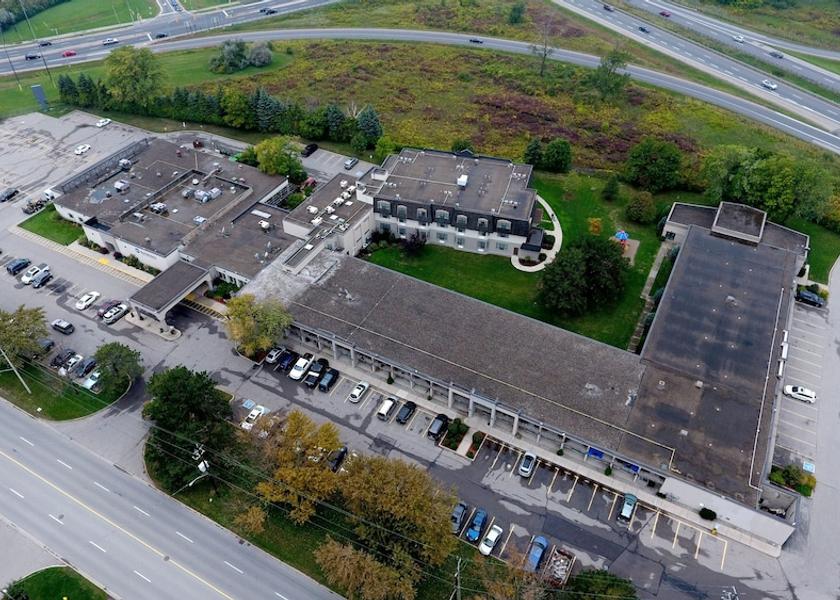 Ontario Brantford Property Grounds