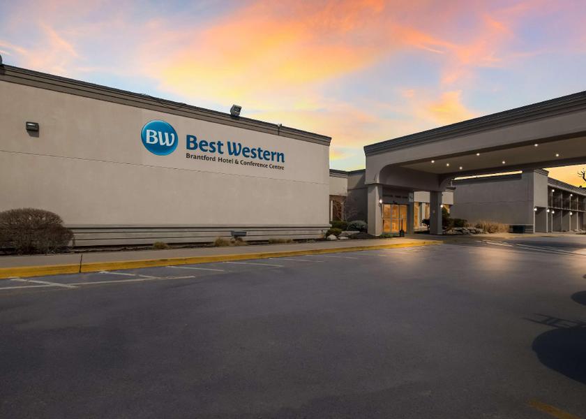 Ontario Brantford Hotel Exterior