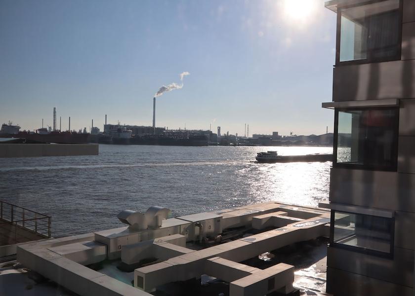 South Holland Vlaardingen Room