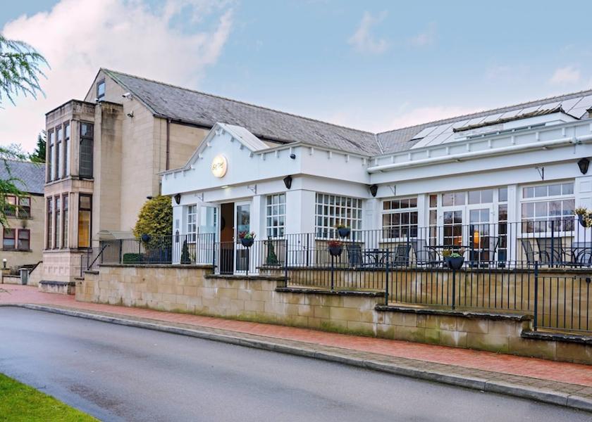 England Cleckheaton Terrace/patio