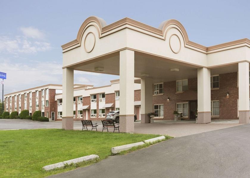 New Brunswick Edmundston Exterior Detail