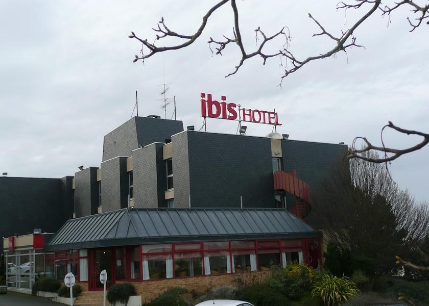 Brittany Yffiniac Facade